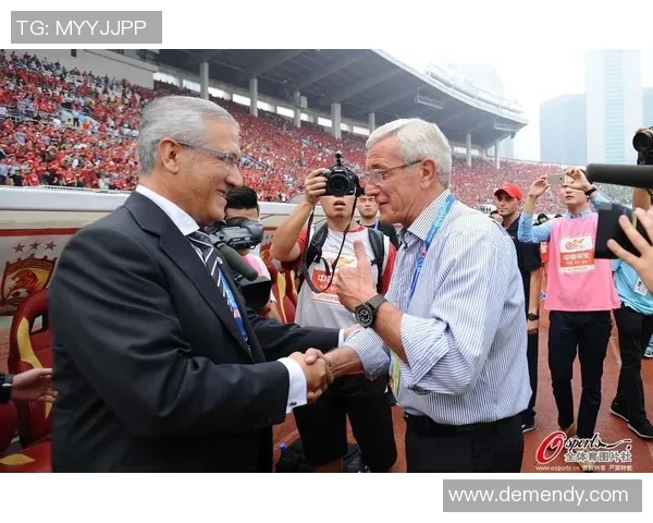 五大联赛激战正酣 世界足坛焦点赛事盘点及球队动态分析