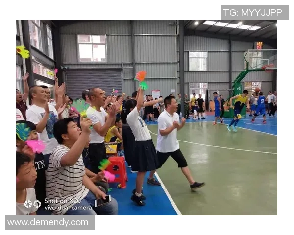 篮球魅力无限从青少年训练到职业赛场的成长之路探索