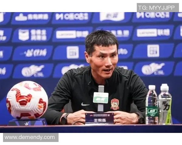 邵佳一从国安核心到绿茵智者展现中国足球奋斗与传承精神